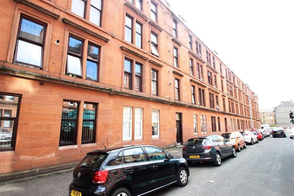 CHANCELLOR STREET, GLASGOW, G11 5PP 2 bed flat £880 pcm (£203 pw)
