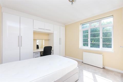 2 bedroom flat to rent, Greville Hall, Greville Place, St John's Wood, London