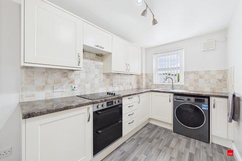 2 bedroom apartment to rent, Sandes Court, Sandes Avenue, Kendal