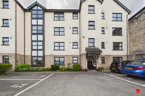 2 bed flat/apartment for rent in Sandes Court, Sandes Avenue, Kendal