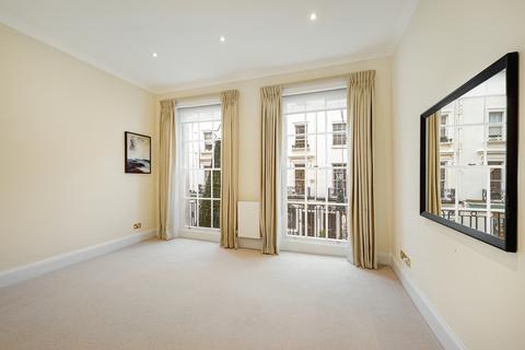 2 bedroom flat to rent, Motcomb Street, London