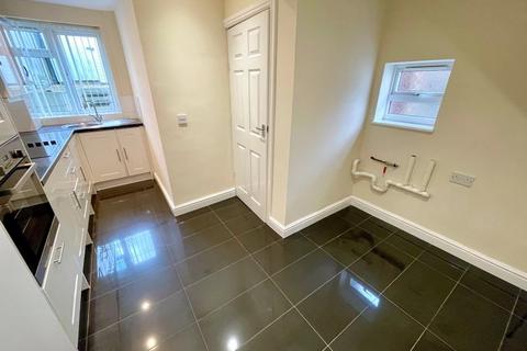 2 bedroom semi-detached house to rent, Brynydd, Wrexham