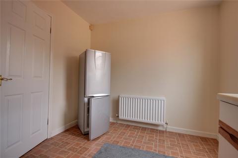 2 bedroom terraced house to rent, Chapel Row, Chapel Street