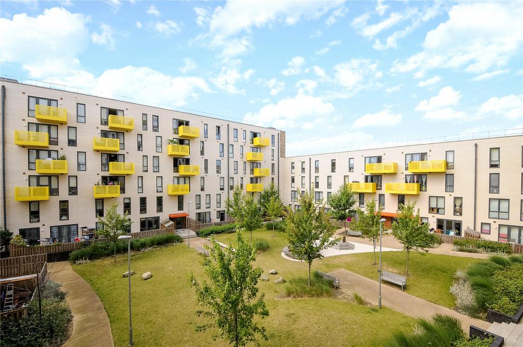 External  E1