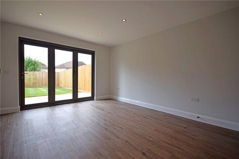 3 bedroom semi-detached house to rent, Mansfield Way, Cambridge, CB5