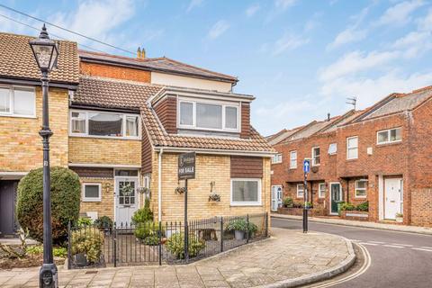 2 bedroom end of terrace house for sale, Penny Street, Old Portsmouth