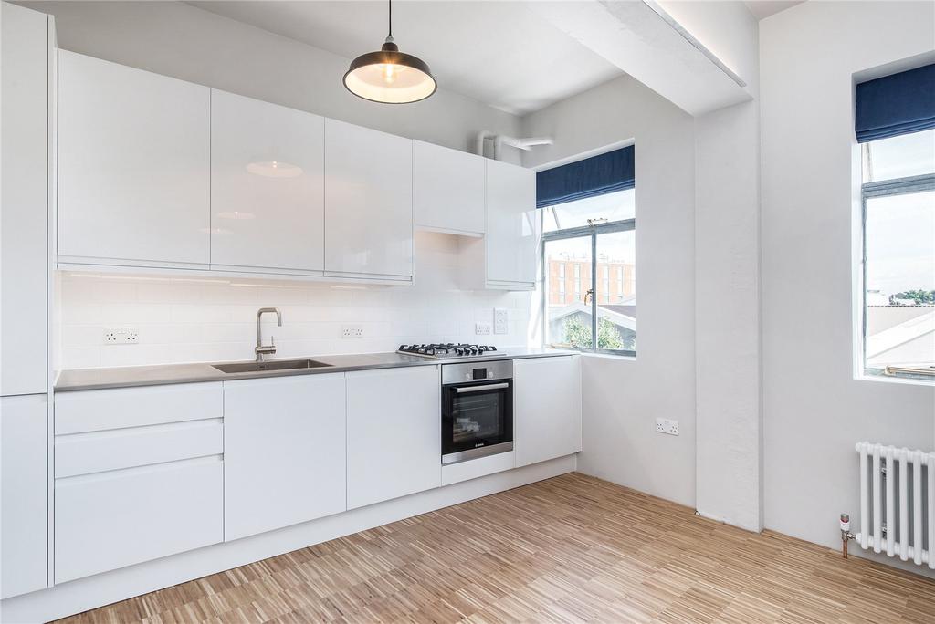 Apartment in London - View 2
