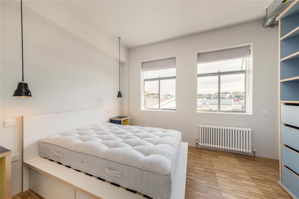 Apartment in London - View 4