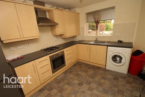 2 bedroom flat to rent, Larchmont Road off Anstey Lane/Blackbird Road