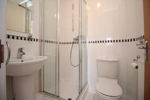 2 bedroom flat to rent, Langtry Court, Providence Hill, Bursledon, Southampton