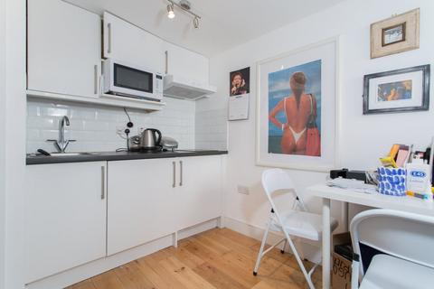 1 bedroom flat to rent, Beehive Place, Brixton SW9