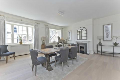 undefined, Golden Square, Petworth, West Sussex, GU28