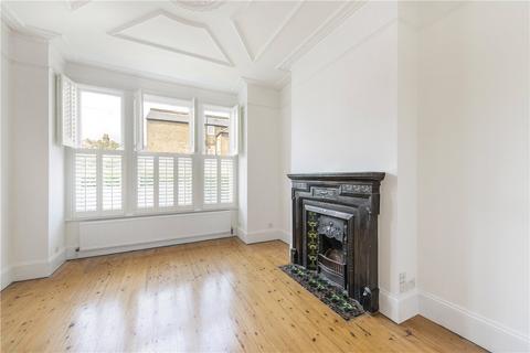 3 bedroom terraced house to rent, Fernside Road, London, SW12