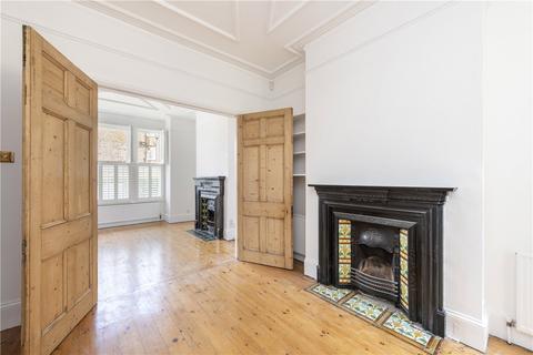 3 bedroom terraced house to rent, Fernside Road, London, SW12