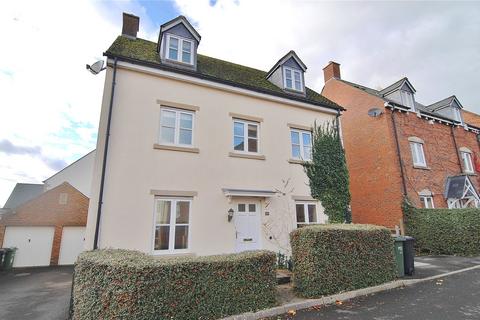 4 bedroom detached house to rent, Home Orchard, Ebley, Stroud, Gloucestershire, GL5