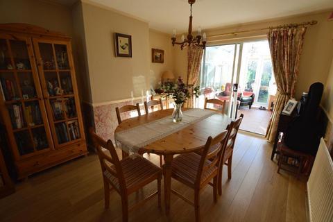 undefined, Uplands, Luton, LU3 3HG