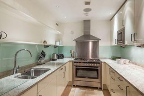 2 bedroom flat to rent, High Street Kensington, Kensington, Gloucester Road