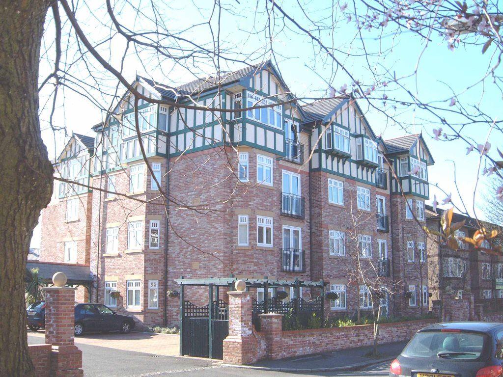 St James Court, Moorland Road, Didsbury, M20 6AZ 2 bed property £895