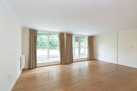 2 bedroom flat to rent, Broughton Avenue, Finchley Central, N3
