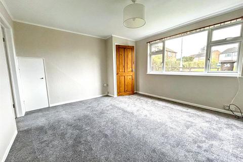 3 bedroom terraced house to rent, Blakeney Crescent, Melton Mowbray, Leicestershire