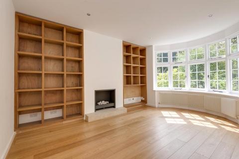 undefined, Hillway, Highgate, N6