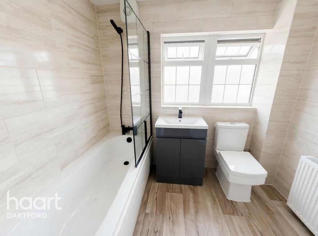 House in ORPINGTON - View 4