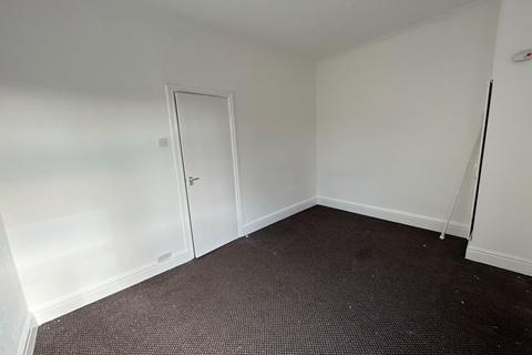 2 bedroom terraced house to rent, Soughers Lane, Ashton-in-Makerfield, Wigan, WN4 0JS