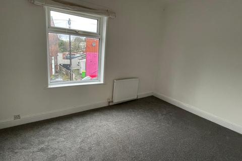 2 bedroom terraced house to rent, Soughers Lane, Ashton-in-Makerfield, Wigan, WN4 0JS