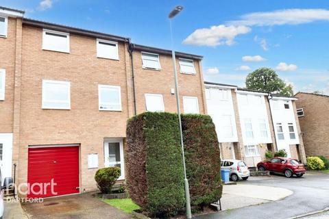 3 bedroom terraced house to rent, Challock Close, WESTERHAM