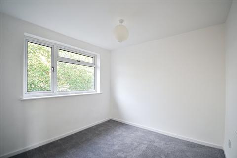 3 bedroom terraced house to rent, Belmore Close, Cambridge, CB4