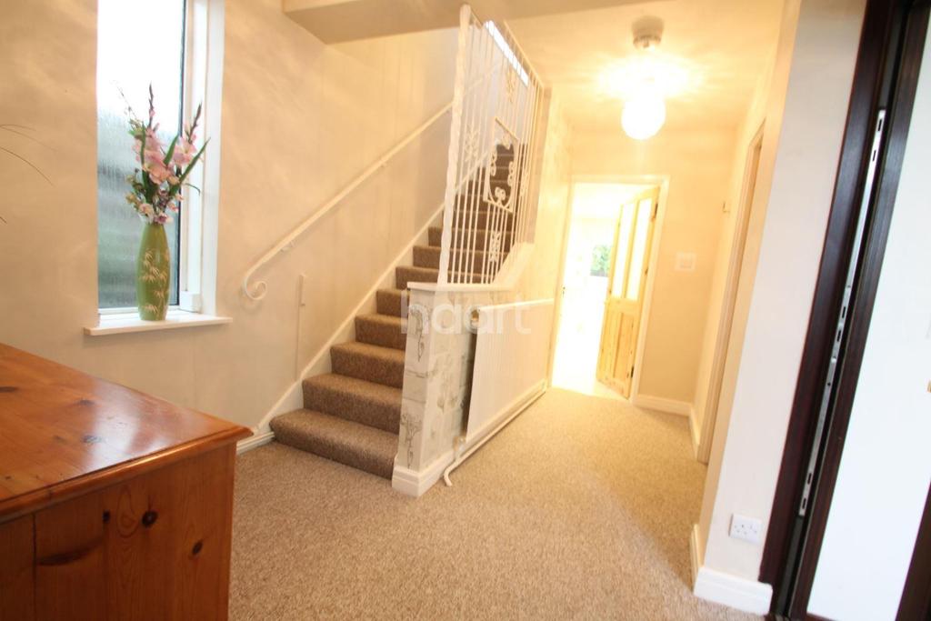 Upper Tennyson Road, Beechwood, Newport 3 bed detached house £180,000