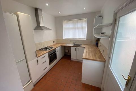 3 bedroom terraced house to rent, 3 bedroom terraced property on Woodcroft Road, L15