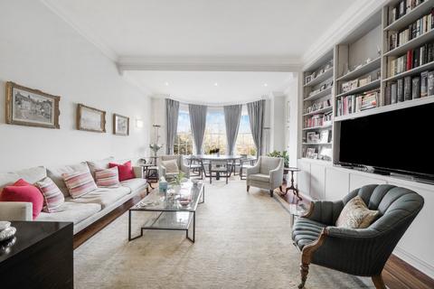 2 bedroom flat to rent, York Terrace West, London