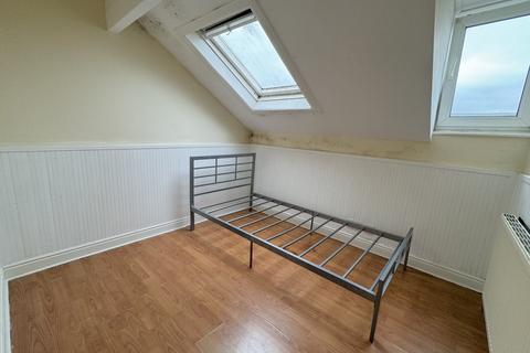 3 bedroom terraced house to rent, Rawson Terrace,  Leeds, LS11