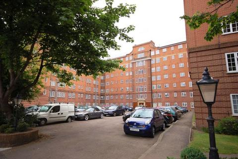 2 bedroom apartment to rent, Stamford Court, W6