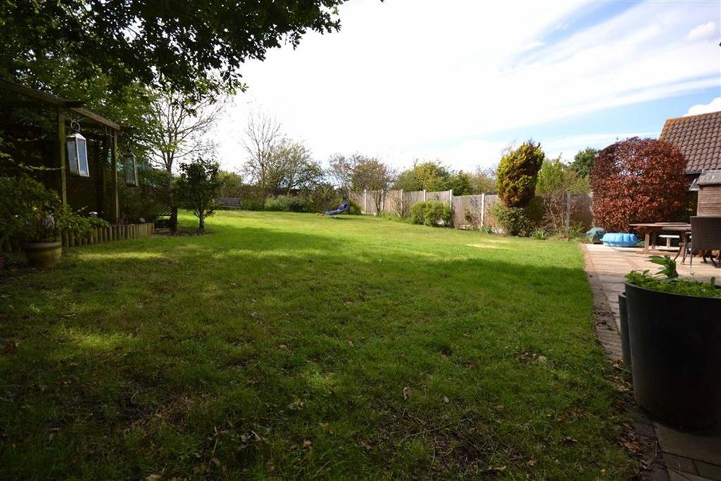 Victoria Road, Cold Norton, Essex 5 bed detached house £550,000