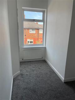 2 bedroom terraced house for sale, Coalshaw Green Road, Chadderton, Oldham
