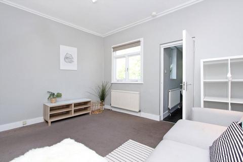 1 bedroom flat to rent, Cavendish Road, Kilburn, NW6