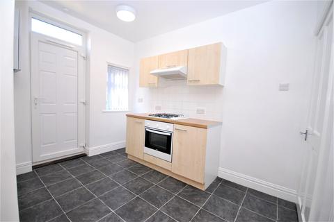 2 bedroom flat to rent - Deanham Gardens, Fenham