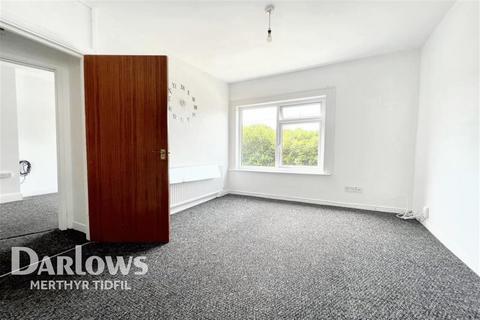 2 bedroom flat to rent, Swansea Road, Gorseinon