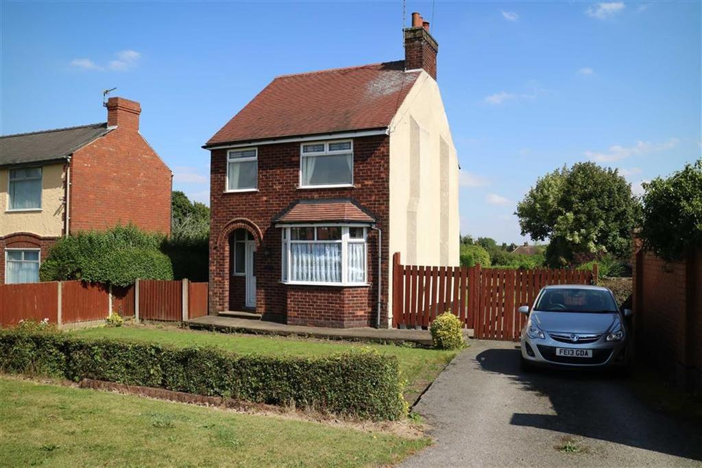 Sutton Road, Kirkby In Ashfield, Notts, NG17 3 bed detached house £