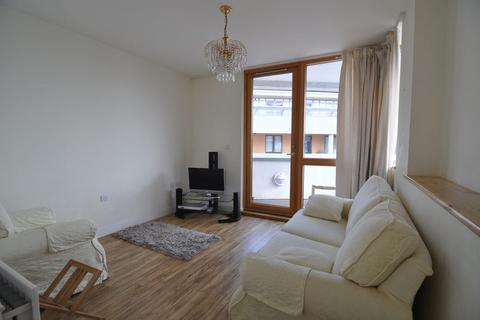 2 bedroom apartment to rent, Balmoral House, Canons Way, Bristol, BS1