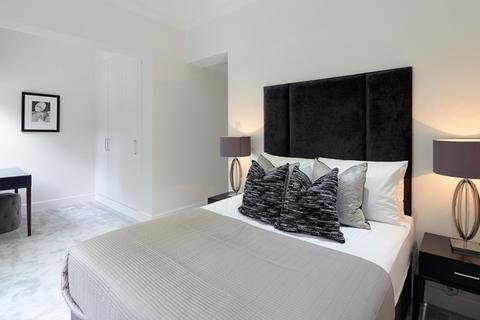 3 bedroom flat to rent, Somerset Court, 79-81 Lexham Gardens, London