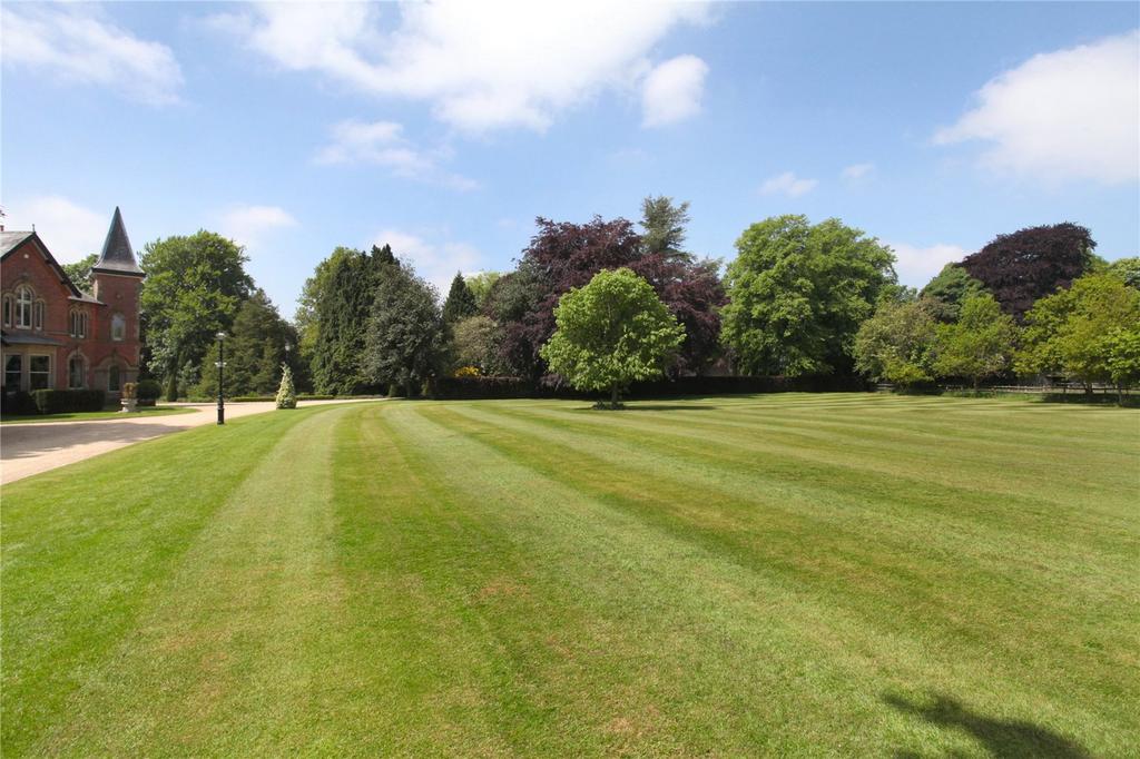 Hall & Grounds