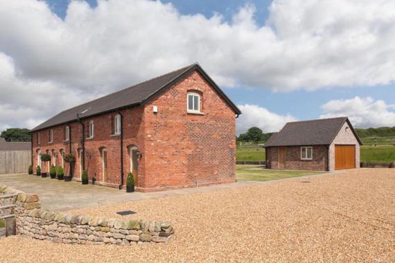 Brook House Farm Puddle Bank Lane Astbury Cheshire Cw12 4 Bed