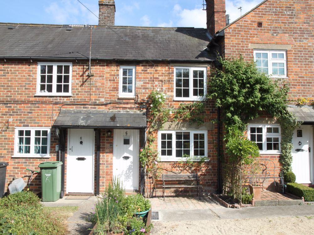 Crowell Road, Kingston Blount, Chinnor, Oxfordshire, OX39 1 bed