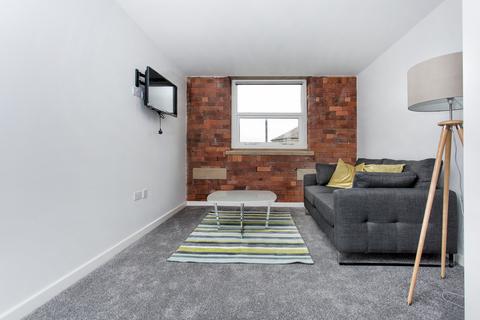 2 bedroom apartment to rent, Empire House, City Centre, Bradford, BD1