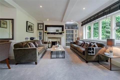 3 bedroom semi-detached house to rent, Frognal, Hampstead, London