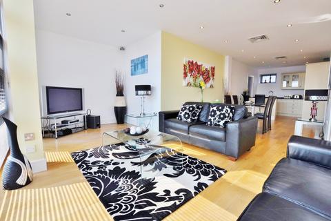 2 bedroom apartment to rent, Low Friar Street, Newcastle Upon Tyne