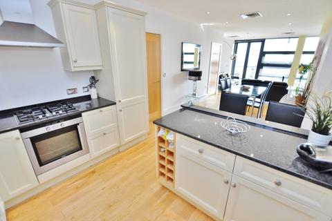 2 bedroom apartment to rent, Low Friar Street, Newcastle Upon Tyne
